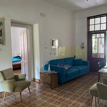 Gospodarstwo wiejskie Hisa Velikanka_giantess *